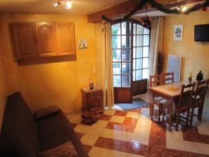 Maisons de vacances Cozy Cottage in Vaires sur Marne with Garden : photos des chambres