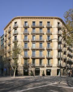 H10 Casanova hotel, 
Barcelona, Spain.
The photo picture quality can be
variable. We apologize if the
quality is of an unacceptable
level.