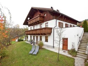 Beautiful Apartment in Rassreuth Bavaria near the Lake