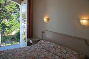 Hotels Hotel La Concorde : photos des chambres