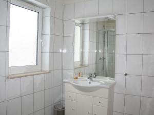 Bungalow in Eifel near Forest and Mountains