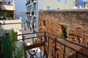 Enetiko Rooms Chania Greece