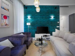 Tailor Two-Bedroom Suite 