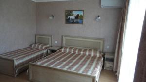 Comfort Triple Room room in Guesthouse Korall