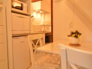 Splendid cottage in Bayeux with garden