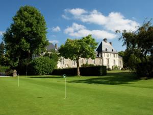 Maisons de vacances Nice holiday home in Epiniac with garden : photos des chambres