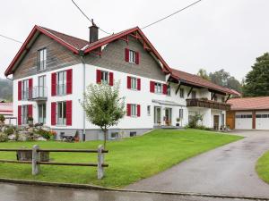 Luxurious Apartment in Rettenberg with Skiing Nearby