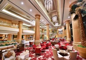 One World Hotel
