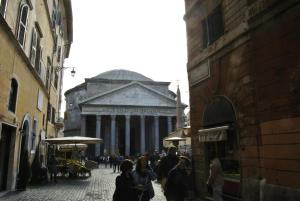 Pantheon Domus Valentino