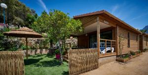 Campings Camping Les Oliviers : photos des chambres