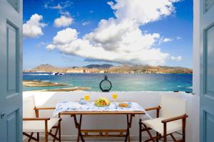 Venia's Guesthouse Milos Greece