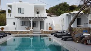 Villa Varnali Small Boutique Myconos Greece