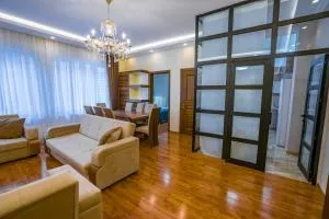 Apartment Sweet Home at Freedom Square 2 - Tbilisi City