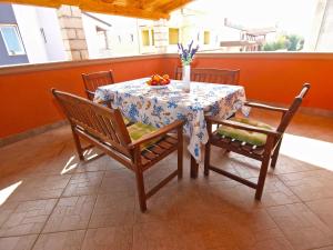 Apartments Anto 1296