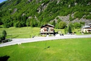 Hotel Ristorante Sasso Remenno