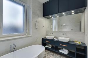 Deluxe Suite with Sea View room in Zadera Accommodation