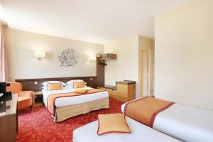 Hotels Le Grand Hotel de Normandie : Chambre Quadruple