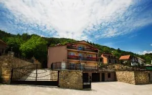 The Green Apartments - Magarevo