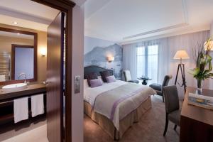 Hotels Hotel Le Nouveau Monde : photos des chambres