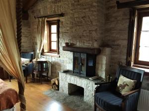 Old Inn Euritania Greece