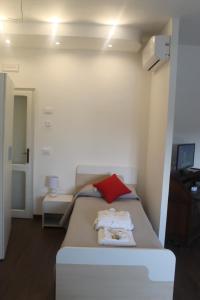 Camera Tripla con Vista Città