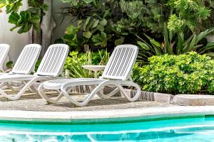 Las Americas Family Inn