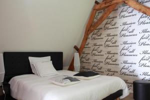 Hotels La Ferme Blanche, The Originals Relais (Relais du Silence) : photos des chambres