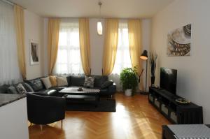 Two-Bedroom Apartment room in Royal Road Apartment