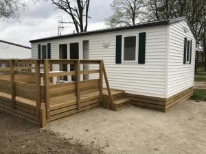 Campings Camping de Contrexeville : photos des chambres