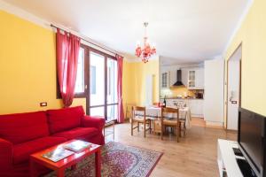 Apartman Bologna Rainbow House Bologna Italija