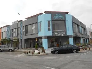 PI Grand Hotel - 雪邦