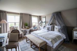 Lebeaubylivingroom Hotel