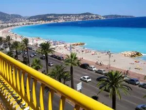 Beachfront apartment Promenade Des Anglais - Nice
