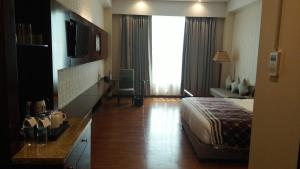 Golden Tulip Jaipur Kukas