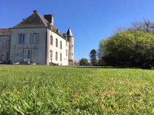 B&B / Chambres d'hotes Le Chateau d'Asnieres en Bessin : photos des chambres