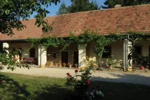 Koppány Lovasudvar - باكونيبل