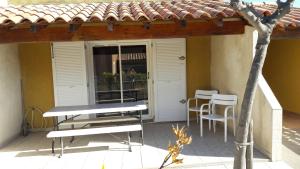 Villages vacances HOLIDAYLAND BAIE DES OLIVIERS VILLA 36m2 1chambre fermee 6 couchages ou VILLA 41M2 2chambres fermees 7 couchages : photos des chambres