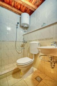 Holiday Getaway Caric