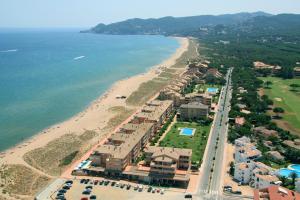 Two-Bedroom Apartment (4 Adults) room in Apartaments Golf Mar