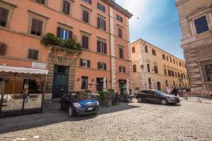 Piazza Farnese exclusive view 2 bedroom en suite