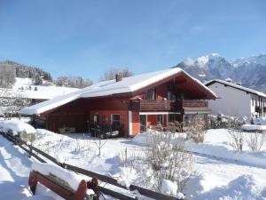 Haus Rosenrot
