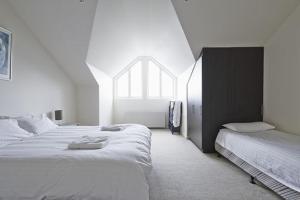 Whistler 2 AMS Mt Buller