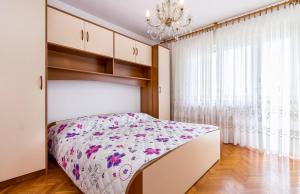 Apartments Orlic