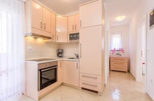 Apartments Marich
