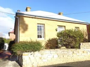 Eliza cottage - Hobart