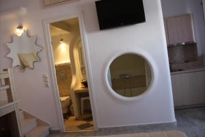 Luxury Studio with Spa Bath (2-4 Adults)