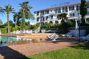 Hotels Hotel des Mimosas : photos des chambres