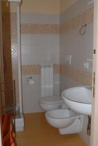 Double or Twin Room with Private Bathroom