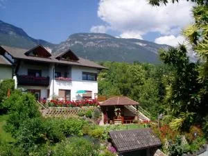 Haus Marion - 圣米凯莱