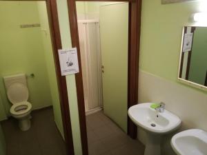Chambre Familiale avec Salle de Bains Commune